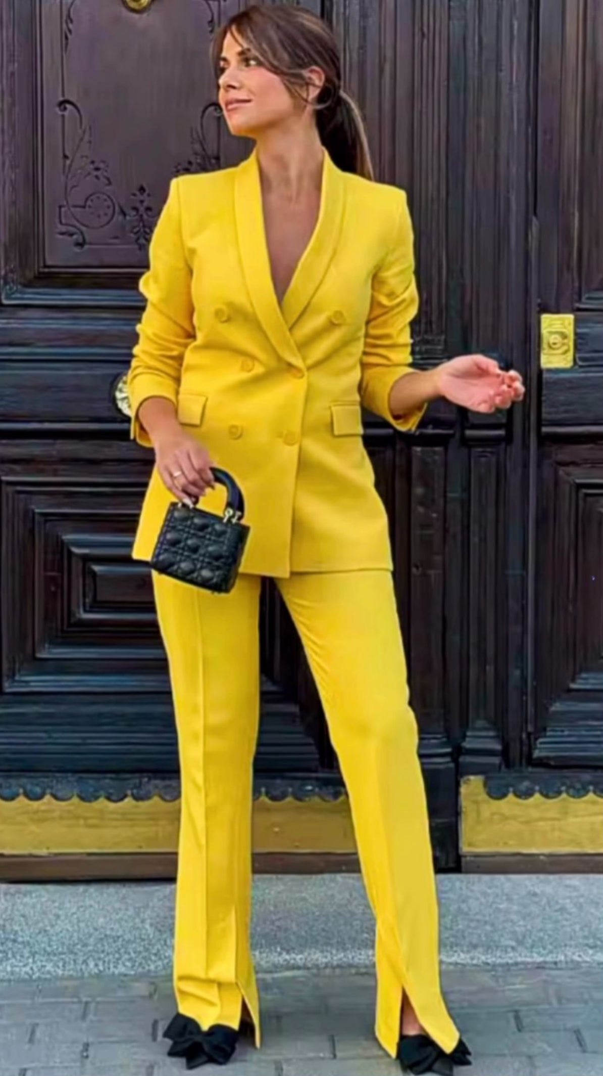 SET YELLOW BLAZER & PANTS