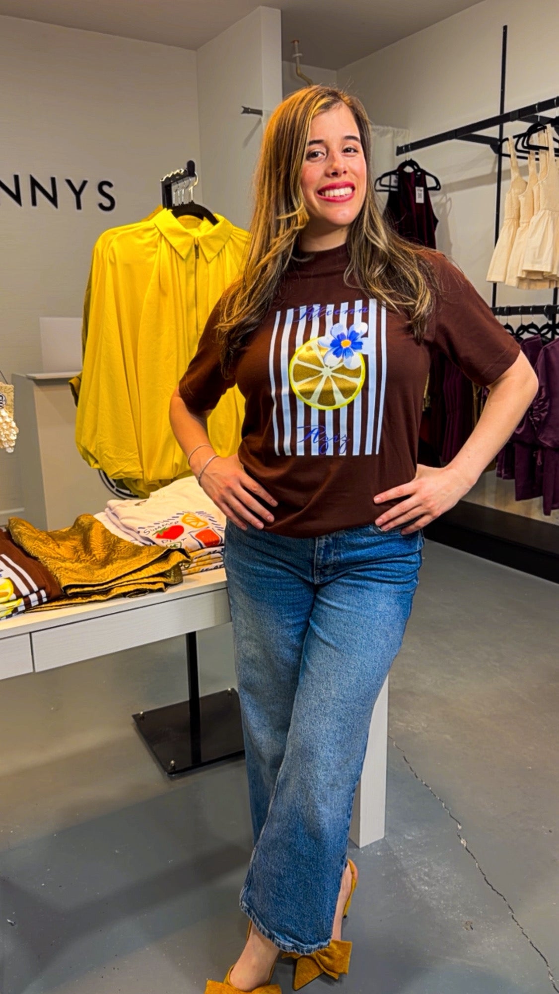 T-SHiRT AZI BROWN