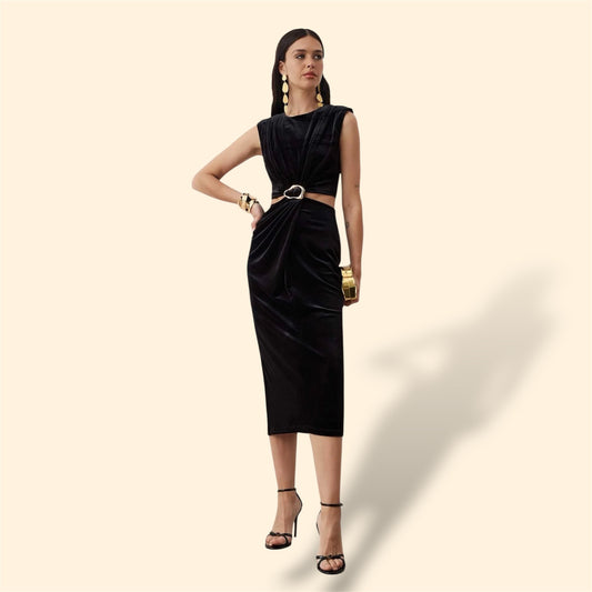 BLACK VELVET DRESS WITH BROOCH